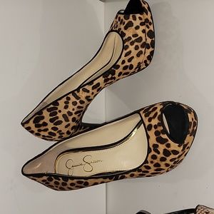 Jessica Simpson size 9